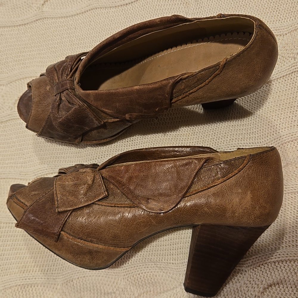 Anthropologie Miss Albright Brown Peep-Toe Heels